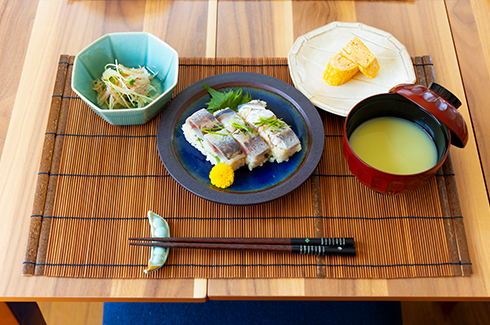 和食上級（鯵の押し寿司）